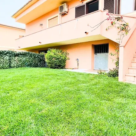 Vela House & Garden Center Apartment