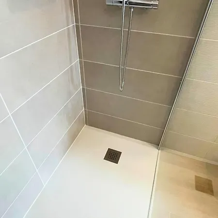 Vela House & Garden Center Apartment Olbia