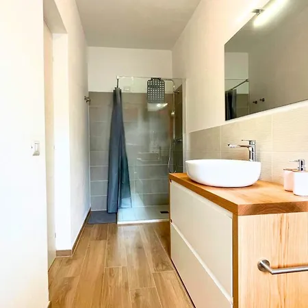 Vela House & Garden Center